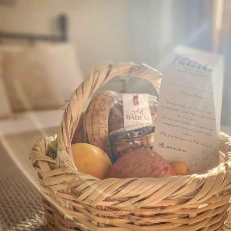Patiska Butik Otel Datca Bagian luar foto